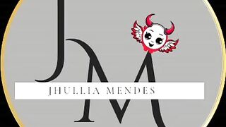 Brincando com a minha buceta gostosa cheia de tesão