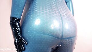 Luxury Latex Rubber Catsuit on Curvy Body of MILF Fetish Model Arya Grander