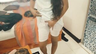 Beautiful Girl in Sri Lanka - මට ගහන්න ආස කවුද?