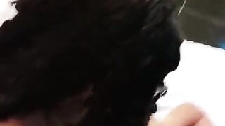 Guapa Lesbiana Masturba a Su Amiga