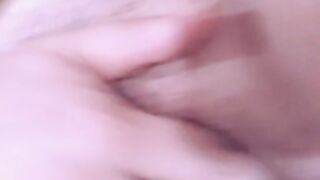 Muslim girl with blue eyes masturbates on video call