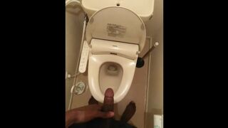 THIS PEE VIDEO WAS NICE! YUM! YUM! LIKE, REALLY REALLY GOOD!