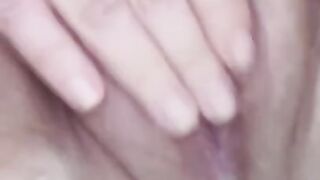 MY PINK PUSSY FILLED WITH A LOT OF CUM FROM MY SUGARDDY'S COCK