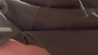 「美の秘密再び明かされる！妻の手術ダウンタイム終了、モザイク薄めで再アップされた過去の人気動画【巨尻】【騎乗位】」