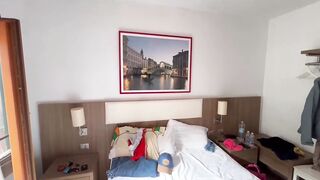 Agathe the MILF sucks in Venice and gets ejaculated on her big slutty ass